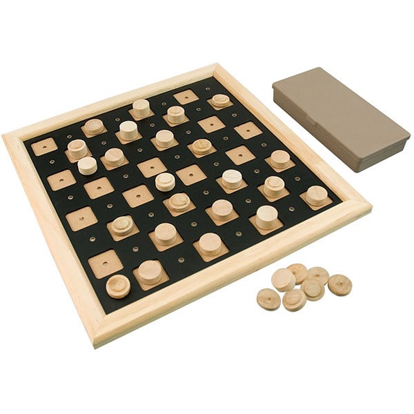 Jogo de damas tátil e relevo